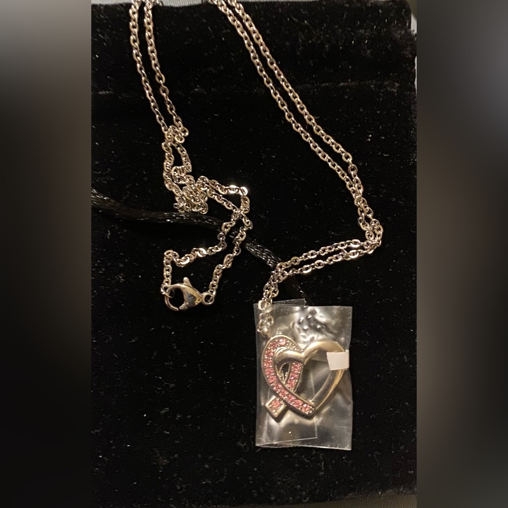 BRAND NEW! BREAST CANCER HEART RIBBON PENDANT ON 18" CHAIN BY CARAVELLE NEW YORK